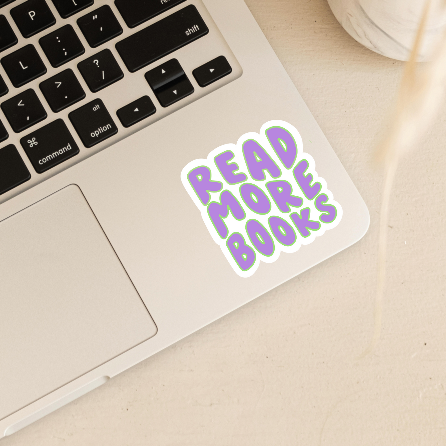 Read More Books | Hot Girls Read