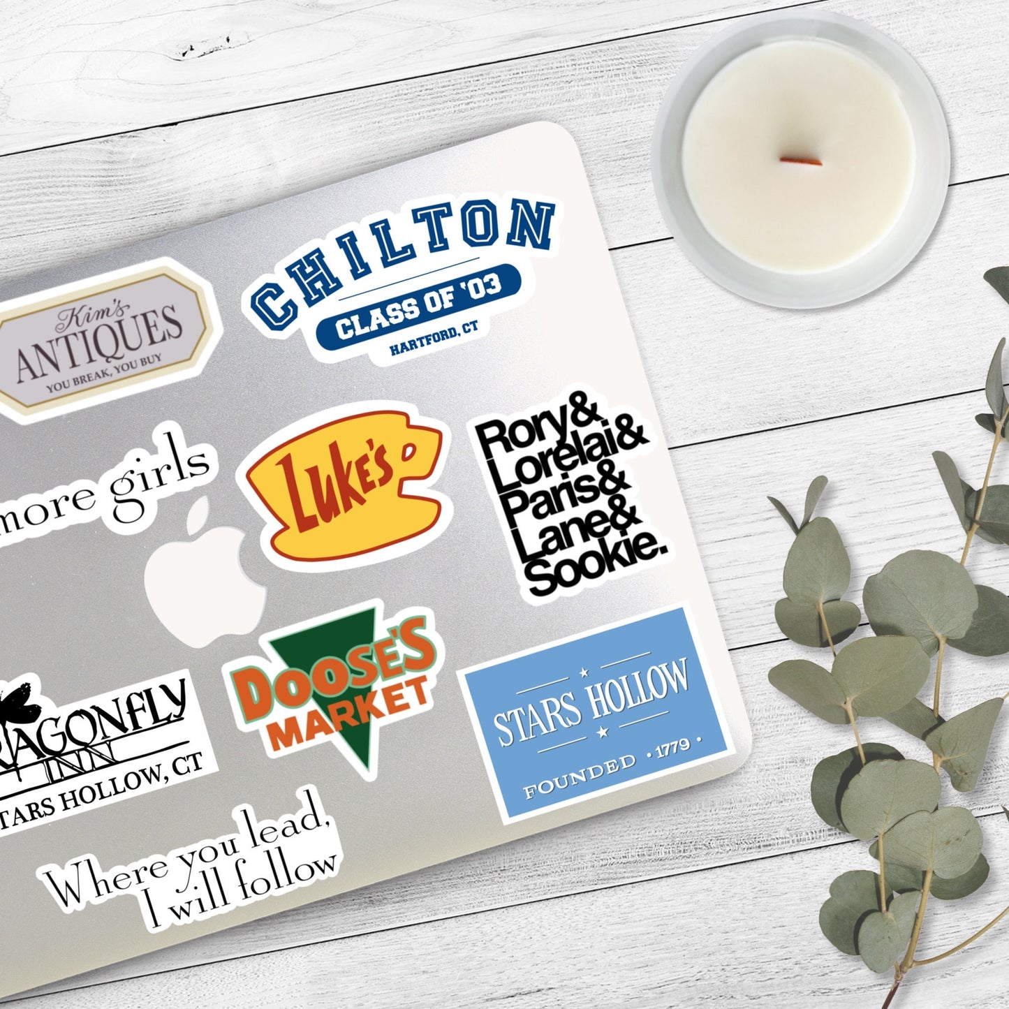 The Dragonfly Inn Sticker | Gilmore Girls